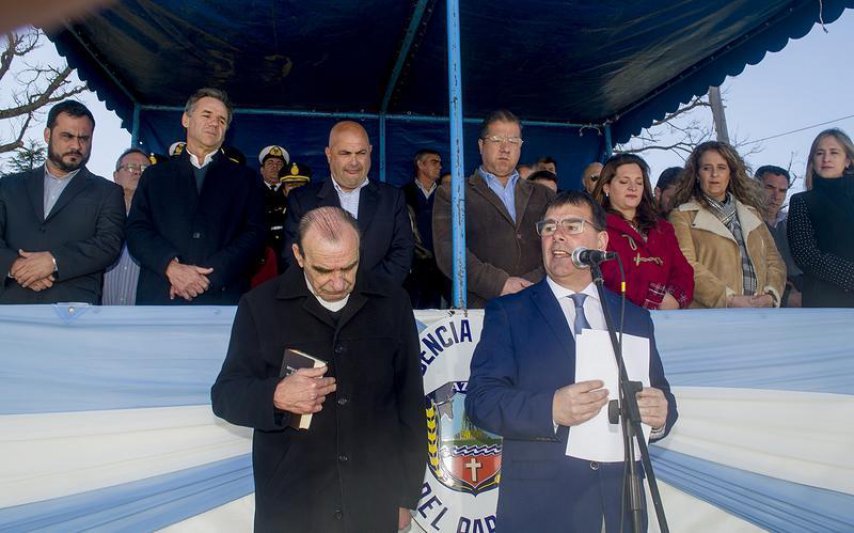 Bertellys encabezó el acto  por el 123° Aniversario de  la fundación de Cacharí