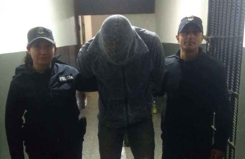 Un azuleño permanece detenido: lo  acusan de haber violado a una joven