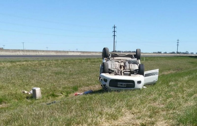 Volcó un auto: un hombre lesionado 