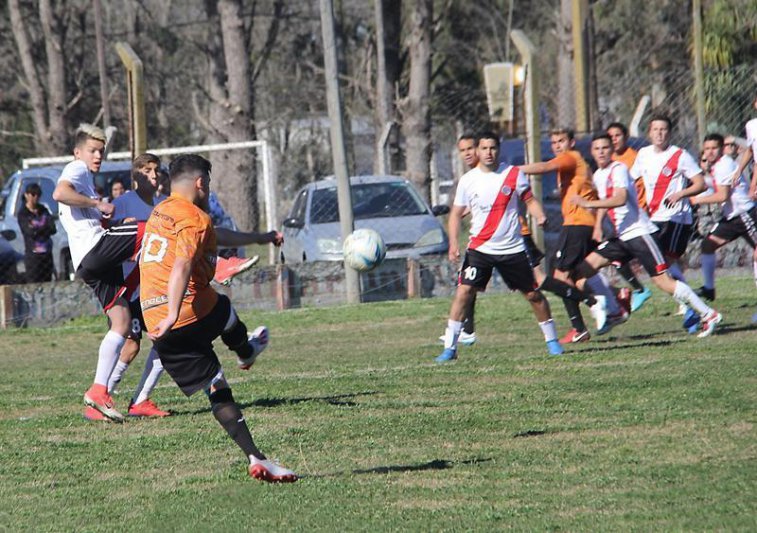El campeón no afloja y festeja de a cuatro