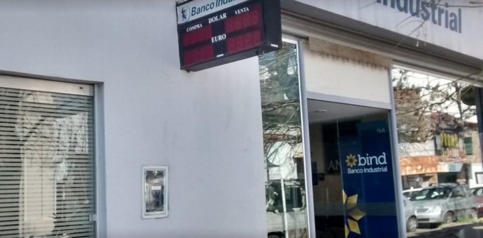 Revelan que el botín en La Plata fue de US$ 100 mil y $ 12 millones