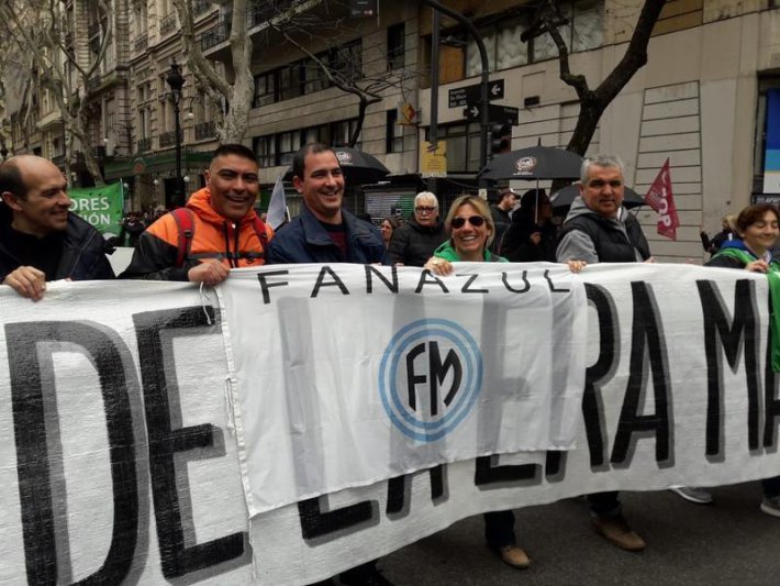 Los ex trabajadores continúan realizando  gestiones tendientes a reactivar la fábrica