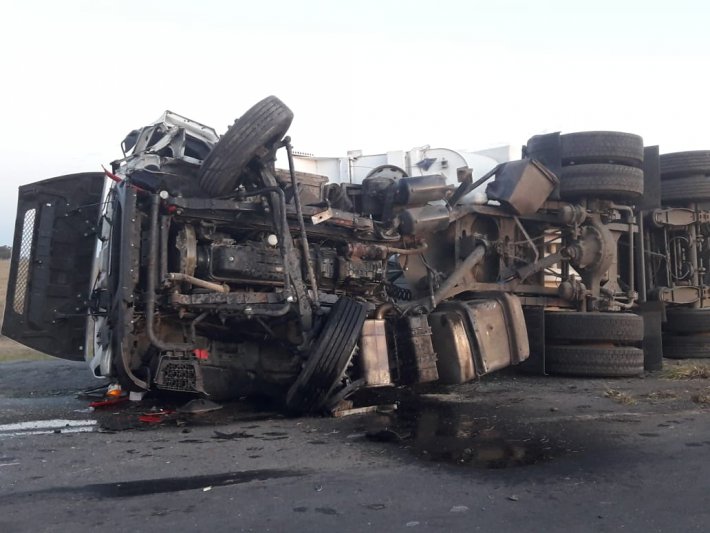 Un choque múltiple en la Ruta 3 dejó ayer como saldo una mujer fallecida