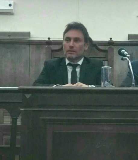 Condenaron a doce años de prisión a un olavarriense que abusaba de su hijastra