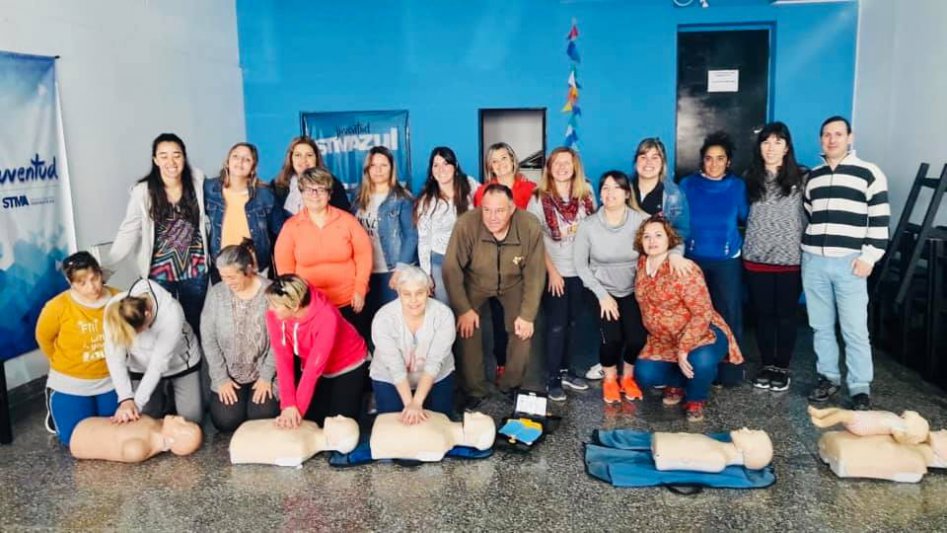 Curso de RCP para docentes municipales