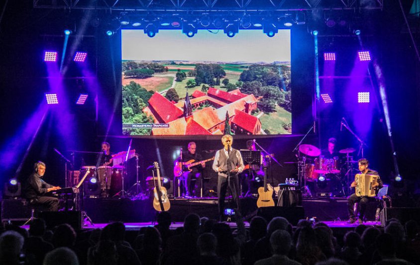Se celebraron los 80 años de la plaza San Martín