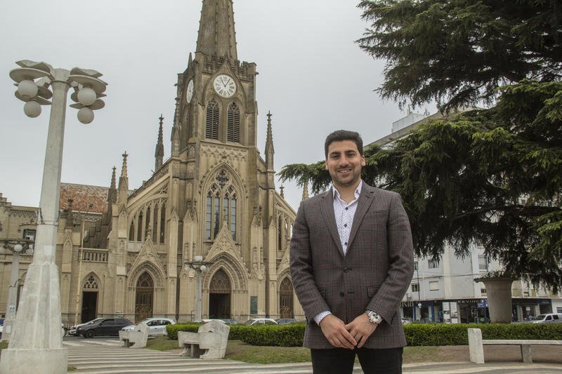 "Los próximos cuatro años van a ser  críticos para el país, gane quien gane"