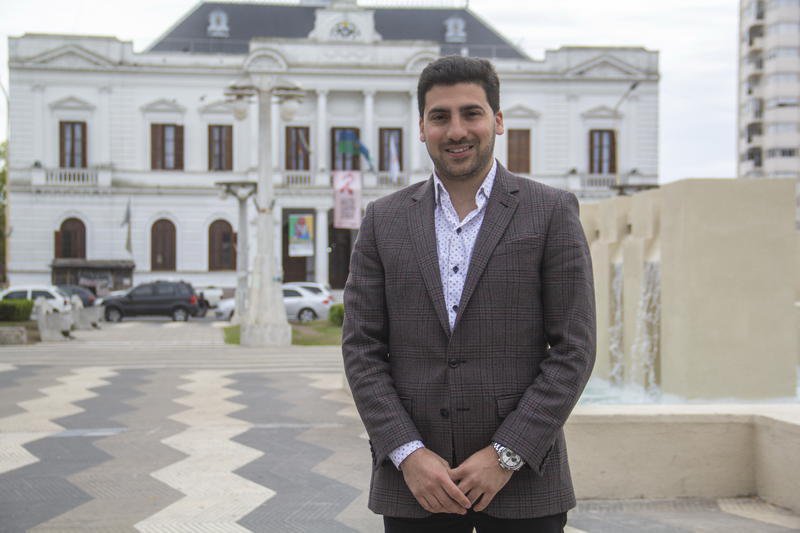 "Los próximos cuatro años van a ser  críticos para el país, gane quien gane"