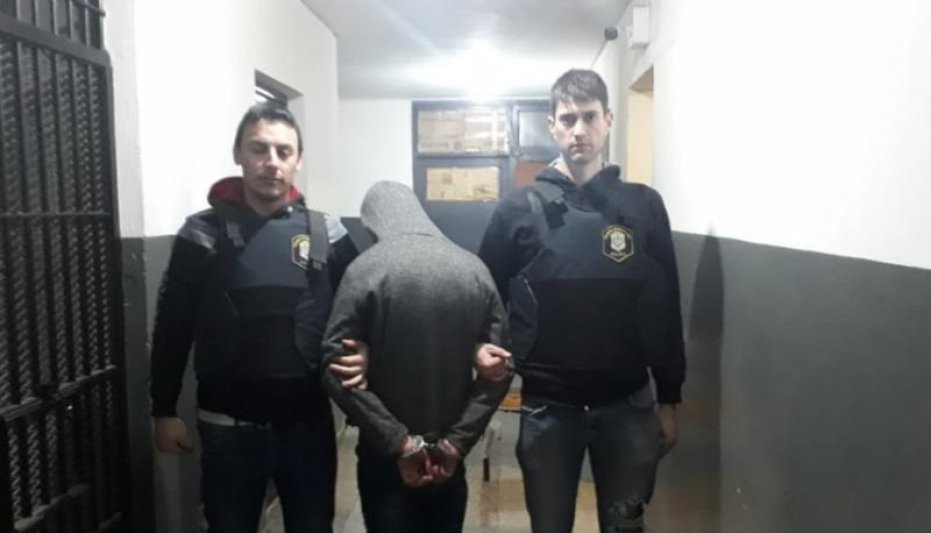 Robo en una casa: sólo uno de los sospechados  quedó detenido, pero por un delito menos grave
