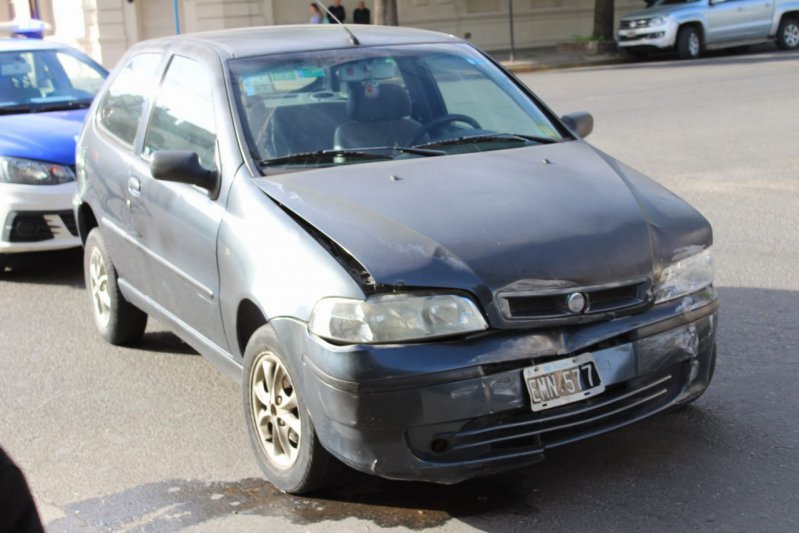 Triple choque en Av. 25 de Mayo y Belgrano