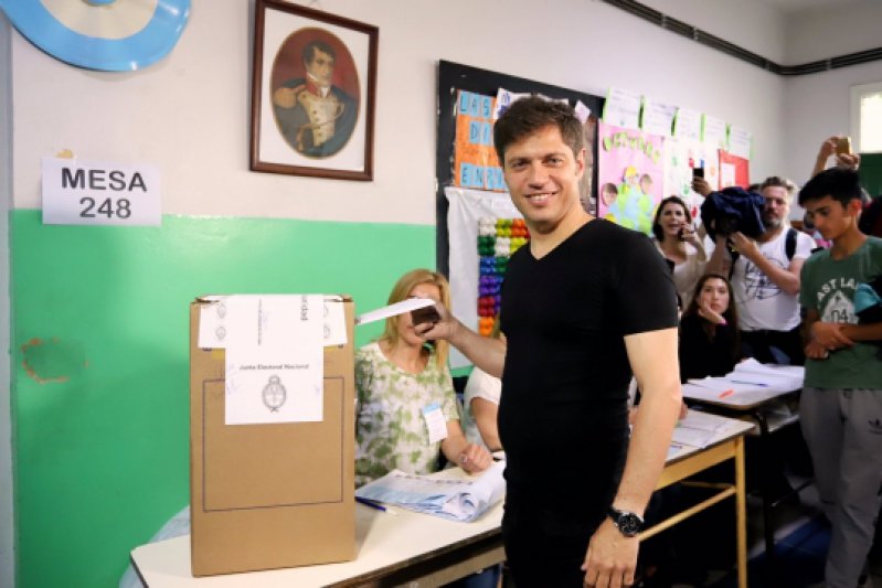 Kicillof se impone a Vidal por 52,17% a 38,58% con la mitad de mesas escrutadas