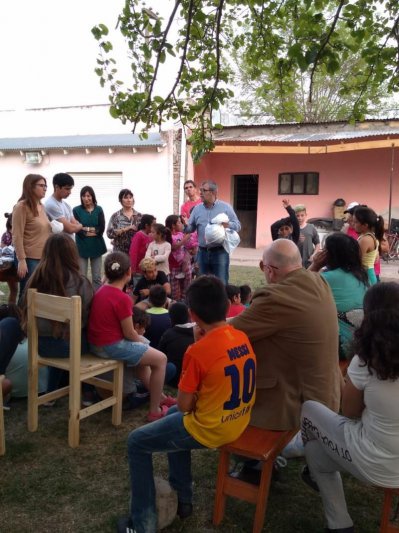 "Familia es también ese contexto en el cual se  comparte un proyecto y se brinda formación"