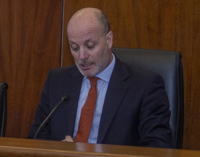 Pena de cinco años de prisión para un  transportista que abusaba de dos nenas 