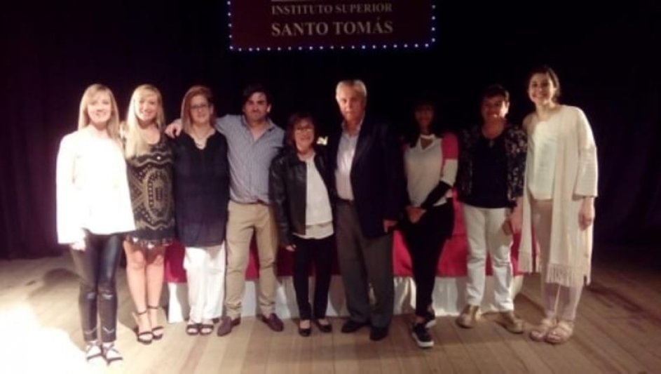 Colación de grado de  Instituto Santo Tomás