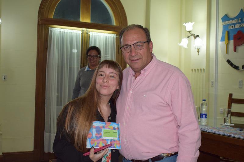 Fue presentada la tarjeta Joven