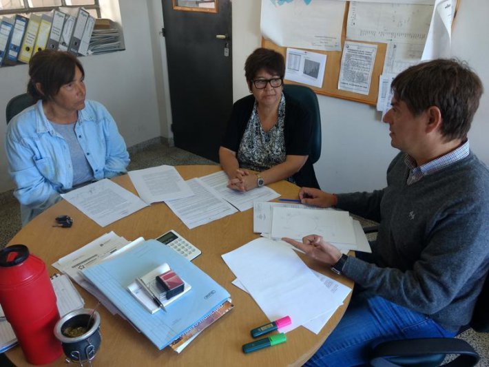 Una reunión para promover e incentivar la  utilización de fuentes renovables de energía