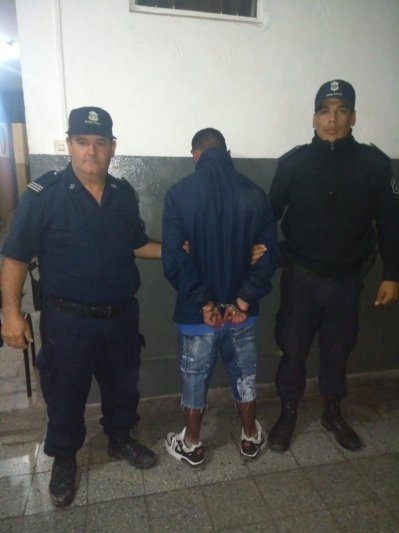 Los aprehendieron por un intento de  robo y después quedaron en libertad 