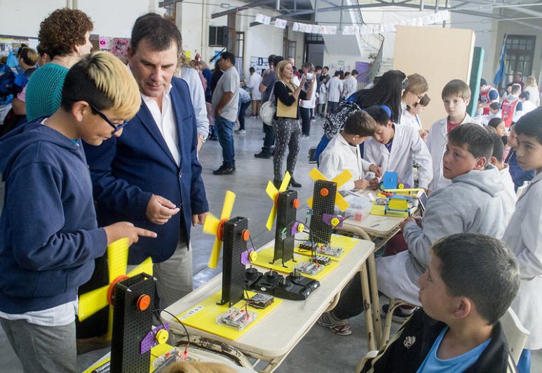 Feria Distrital de Robótica Educativa