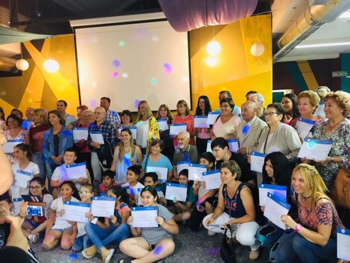 Entrega de certificados del programa "Punto Digital Azul"