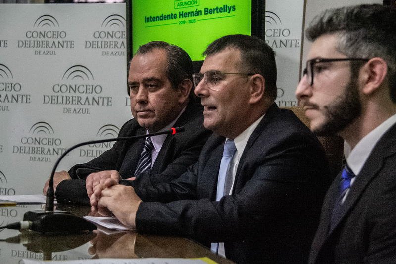 "Renovar el mandato después de que hayan revisado, vivido y  escaneado nuestra gestión, es un compromiso y un doble honor" 
