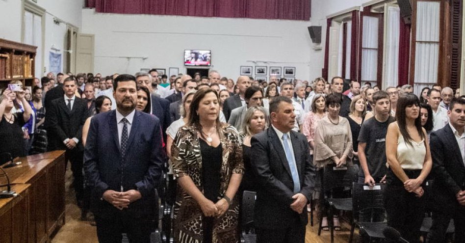 "Renovar el mandato después de que hayan revisado, vivido y  escaneado nuestra gestión, es un compromiso y un doble honor" 