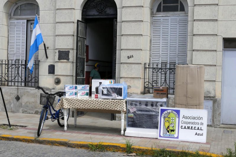Se entregaron los premios de la rifa de Camecal