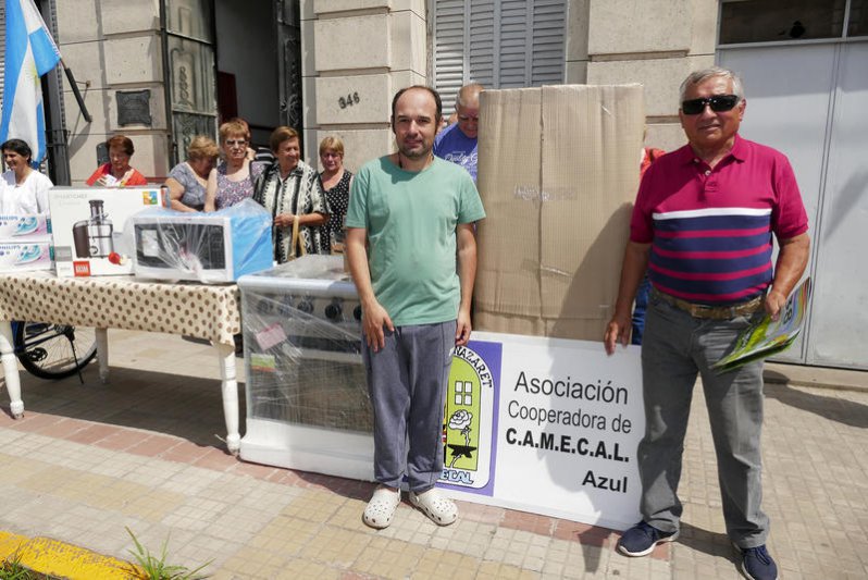 Se entregaron los premios de la rifa de Camecal