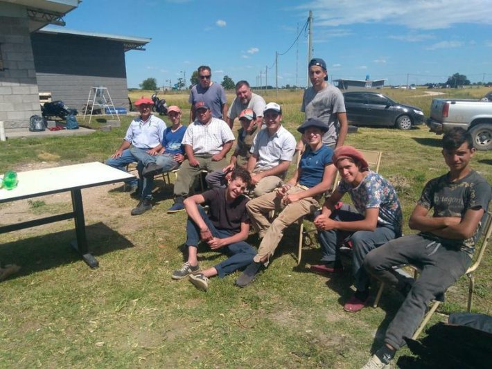 La Escuela Agraria realizó este año un curso de alambradores