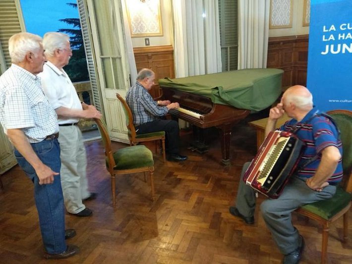 Clínica de Acordeón y Ajedrez