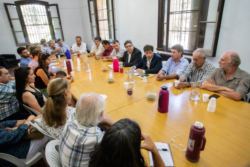 Kicillof se reunió con pequeños y medianos productores agropecuarios de la Provincia