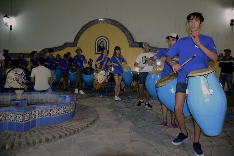 Los azuleños disfrutaron a pleno de la  propuesta cultural Jazz al anochecer