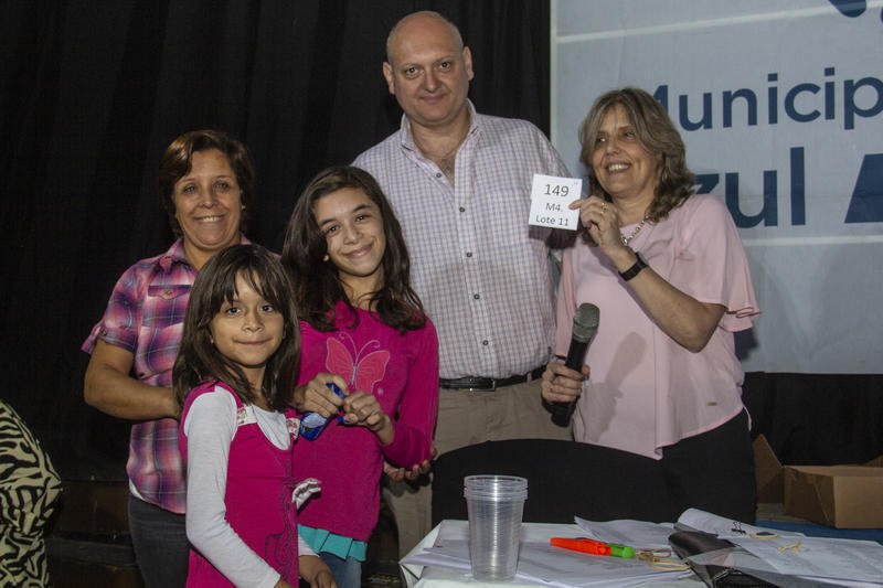 El Municipio sorteó 300 lotes para la construcción de  viviendas y se anunció la gestión de otros 500 terrenos