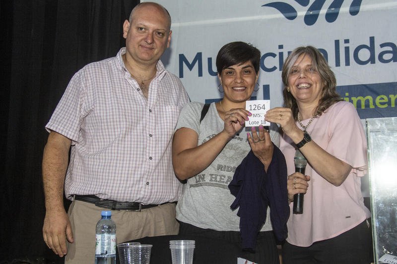 El Municipio sorteó 300 lotes para la construcción de  viviendas y se anunció la gestión de otros 500 terrenos