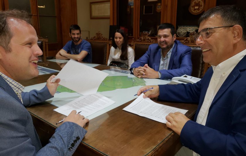 La Comuna firmó una convenio de colaboración con el IPPA