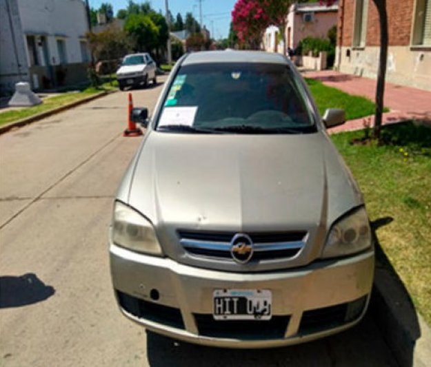 Un demorado y un vehículo secuestrado fue el  resultado de un operativo realizado en Cacharí