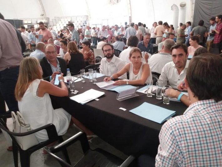 Capra participó del Primer Encuentro de Producción,  Ciencia y Tecnología de la Provincia de Buenos Aires
