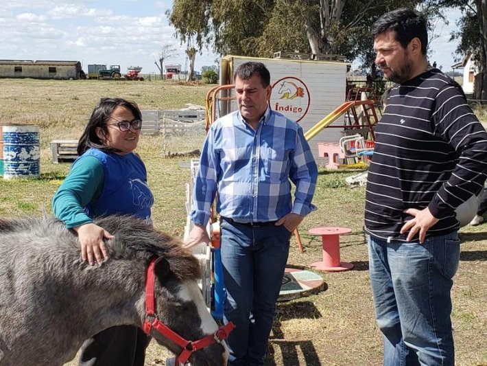Entrega de subsidio para la Asociación Civil Índigo