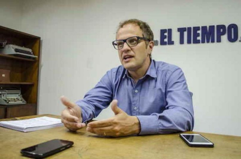 Un azuleño mencionado entre  los "atornillados" a sus cargos