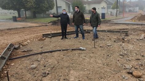 Comenzó la construcción de una rotonda en Chillar