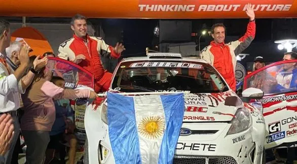 Con la largada simbólica, el Rally   Bonaerense del Sudoeste puso primera  