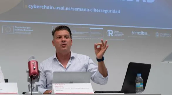 El juez Bionda disertó en la Universidad de Salamanca