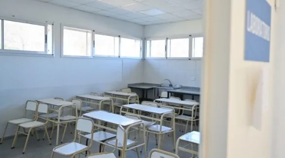 La Provincia invierte más de 2,3 mil millones de pesos en obras y refacciones de gas para escuelas bonaerenses