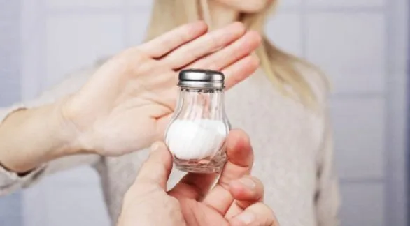 Semana de concientización del consumo de sal: por qué hace mal y qué hábitos se pueden cambiar