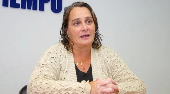 "Es necesario que los jóvenes la escuchen, pero   también es necesario que los adultos la escuchemos"