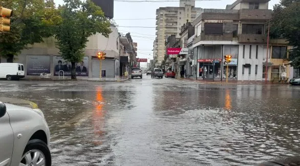 Rige una alerta meteorológica por tormentas fuertes