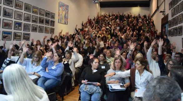 Un sector de los docentes va al paro el martes en la provincia
