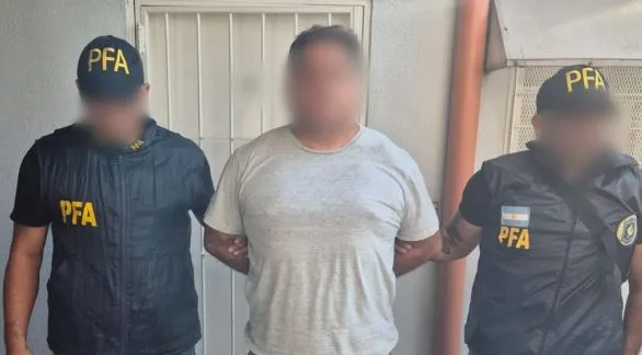 El acusado del crimen del martillero denunció que policías lo golpearon cuando era traído a Azul 