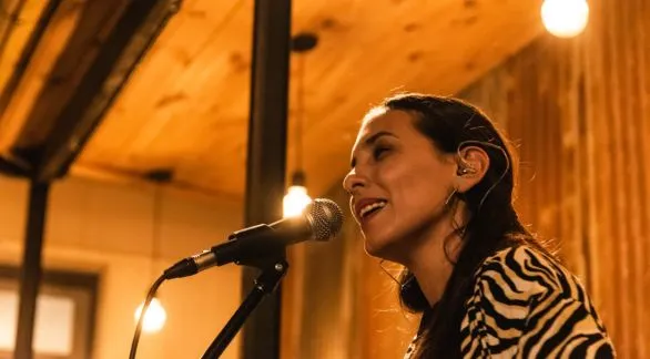  Karen Montes de Oca, finalista del Premio  FEBA Cultura 2025 en el rubro Música