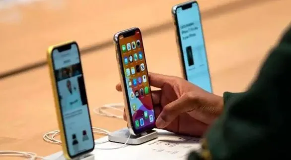 Oficializaron la rebaja de aranceles para la importación de celulares y consolas de videojuegos