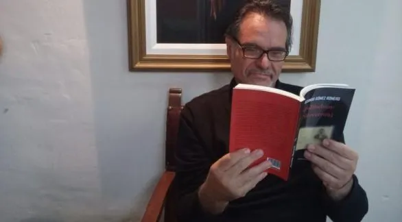  Entre la ley y el crimen: llega Poliladrón, la   nueva novela de Facundo Gómez Romero 